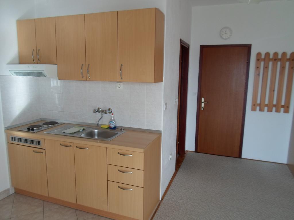 Apartments Branko Nin Room photo